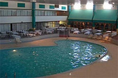 Great Bend Hotel And Convention Center Facilities photo